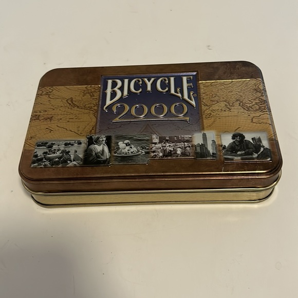 BICYCLE 2000 box with playing card collection unisex.. - Picture 3 of 8